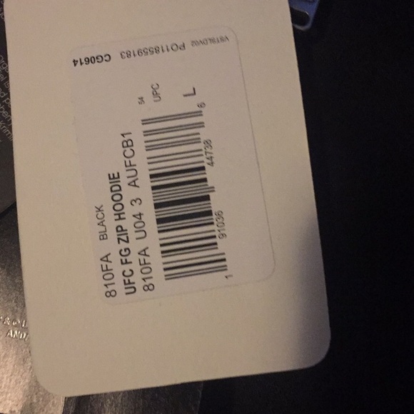 UFC Reebok sweatshirt - Picture 2 of 3